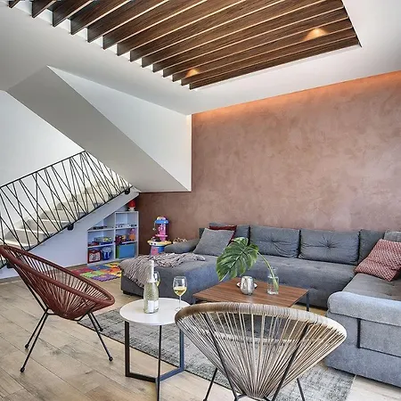 Сasa de vacaciones 700 Meter Zum Strand Mit Privatpool, Wlan, Meerblick Medulin