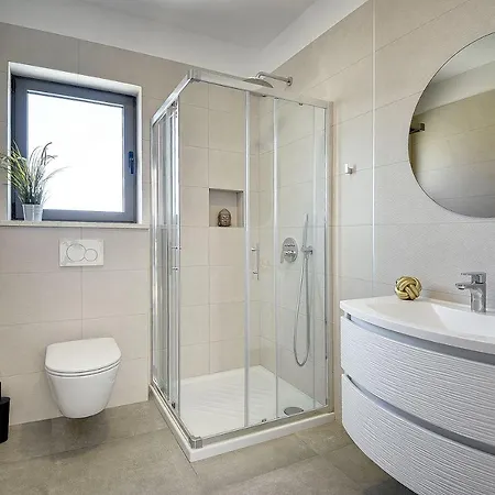 Сasa de vacaciones 700 Meter Zum Strand Mit Privatpool, Wlan, Meerblick Medulin
